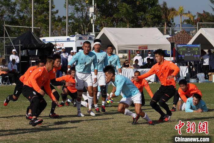 “中式橄榄球”吸引外国留学生观赛