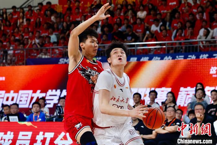 北京大学男篮与华侨大学男篮会师CUBAL全国总决赛