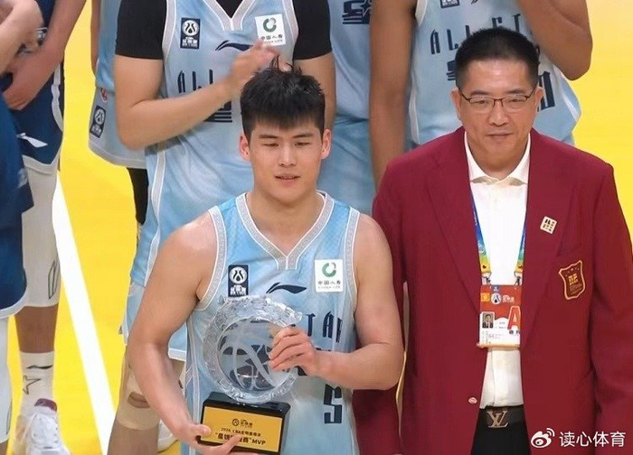 广东宏远新星陈家政遭杜锋弃用 青年才俊边缘化