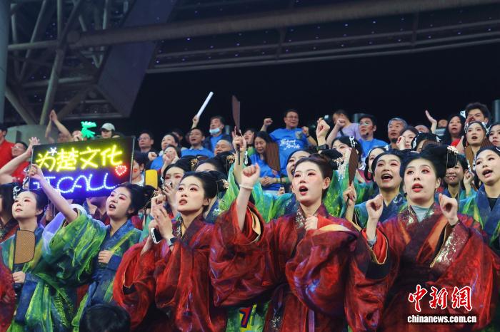 楚超联赛揭幕战黄石队1-1荆州恒隆队 全省球迷共